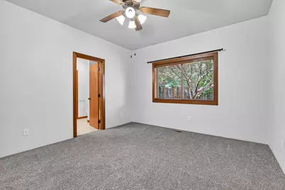 1621 Monarch Lane, Medford, OR 97504 - Photo 20