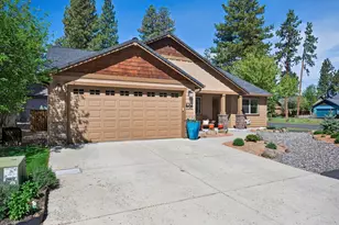 1141 S Creekside Dr, Sisters, OR 97759 - Photo 6