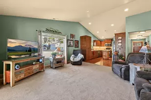 1141 S Creekside Dr, Sisters, OR 97759 - Photo 20