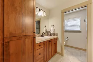 1141 S Creekside Dr, Sisters, OR 97759 - Photo 42