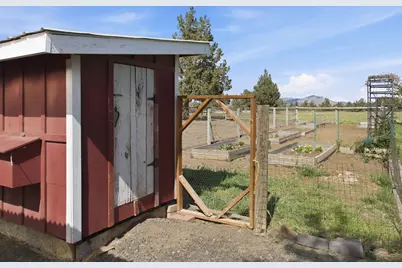 5900 NW 59th Street, Redmond, OR 97756 - Photo 28
