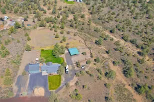 5900 NW 59th St, Redmond, OR 97756 - Photo 2