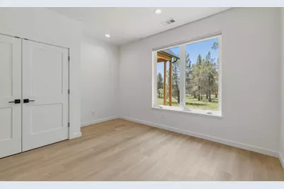1194 Wheeping Birch Court, Klamath Falls, OR 97601 - Photo 30