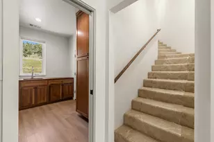 1168 Paper Birch Wy, Klamath Falls, OR 97601 - Photo 38