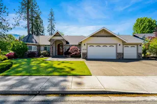 2310 Haviland Dr, Grants Pass, OR 97527 - Photo 1