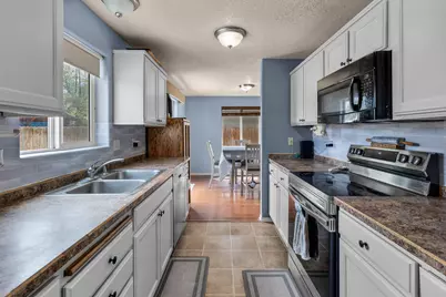 648 NE Cougar Loop, Prineville, OR 97754 - Photo 12