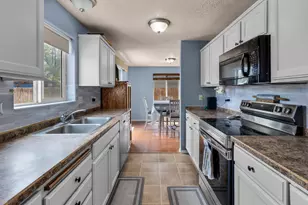 648 NE Cougar Loop, Prineville, OR 97754 - Photo 12