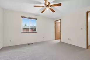 2129 Jubilant Ave, Medford, OR 97504 - Photo 10