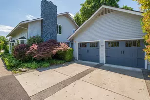1089 Brookdale Ave, Medford, OR 97504 - Photo 40