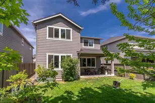 20745 SE Iron Horse Ln, Bend, OR 97702 - Photo 18