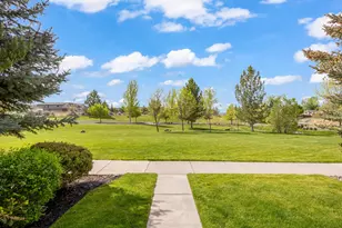 1252 NE Littleton Ln, Prineville, OR 97754 - Photo 4
