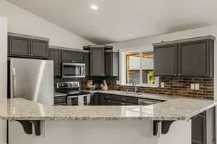 16050 Dick Rd, La Pine, OR 97739 - Photo 18