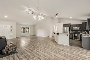 16050 Dick Rd, La Pine, OR 97739 - Photo 14