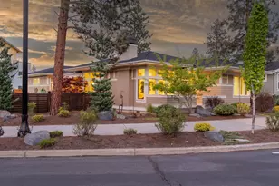 2234 NW Lemhi Pass Dr, Bend, OR 97701 - Photo 2