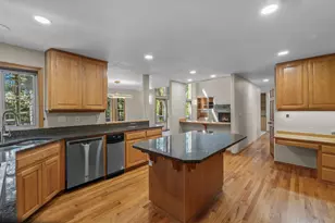 2999 NW Three Sisters, Bend, OR 97703 - Photo 10