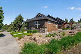 1202 SE Yarrow Ave, Madras, OR 97741 - Photo 4