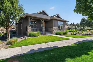 1202 SE Yarrow Ave, Madras, OR 97741 - Photo 4