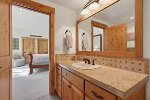 70800 Samphire, Black Butte Ranch, OR 97759 - Photo 24