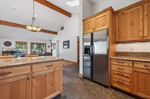 70800 Samphire, Black Butte Ranch, OR 97759 - Photo 14