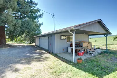 1545 Old Stage, Medford, OR 97502 - Photo 58