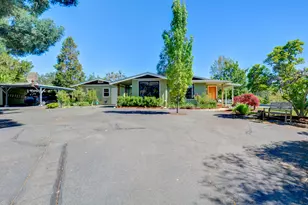 1545 Old Stage, Medford, OR 97502 - Photo 80