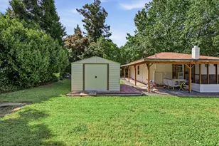 1537 Cloverlawn Dr, Grants Pass, OR 97527 - Photo 38