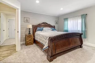 1070 NW 10th St, Prineville, OR 97754 - Photo 12