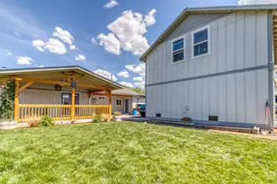 1070 NW 10th St, Prineville, OR 97754 - Photo 22