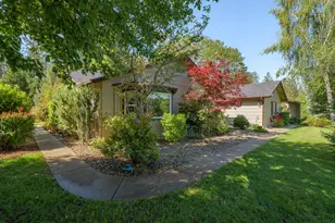 345 Ponderosa Ln, Grants Pass, OR 97527 - Photo 42