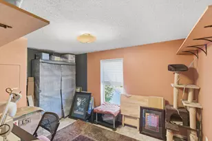 4729 S Pacific Hwy, Phoenix, OR 97535 - Photo 18