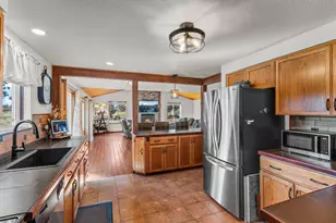 5275 NW Homestead Way, Redmond, OR 97756 - Photo 12