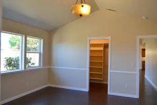 172 SE Yorktown Dr, Grants Pass, OR 97527 - Photo 16
