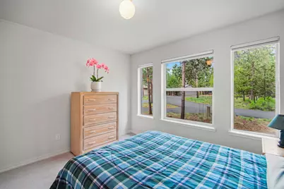 18252 Ollalie Lane, Sunriver, OR 97707 - Photo 14
