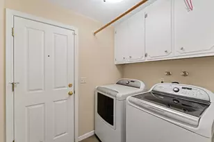440 NE Royal Dr, Grants Pass, OR 97526 - Photo 16