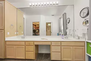 769 Mountain View Dr, Medford, OR 97504 - Photo 24