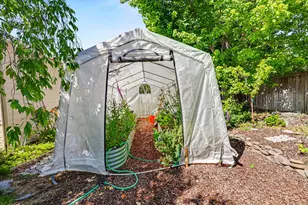 769 Mountain View Dr, Medford, OR 97504 - Photo 32