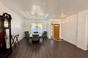 769 Mountain View Dr, Medford, OR 97504 - Photo 6