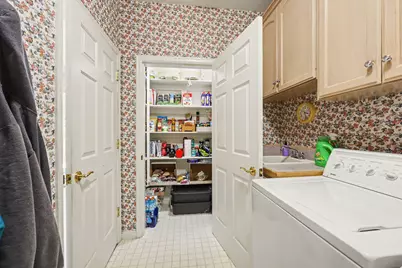 769 Mountain View Drive, Medford, OR 97504 - Photo 14