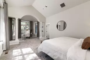 3193 N W Colonial Dr, Bend, OR 97703 - Photo 26