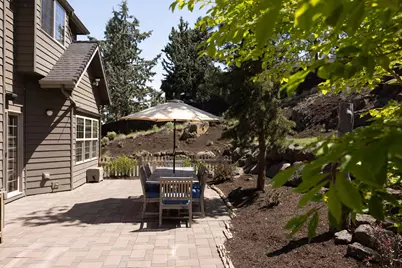 3193 NW Colonial Drive, Bend, OR 97703 - Photo 40