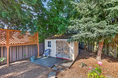 2432 London Circle, Medford, OR 97504 - Photo 34
