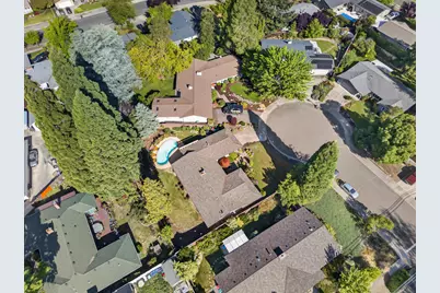 2432 London Circle, Medford, OR 97504 - Photo 36