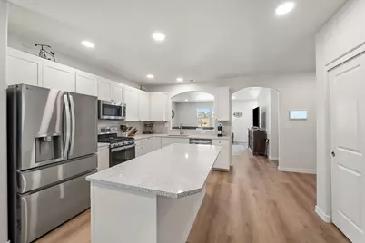 3734 SW Lava Place, Redmond, OR 97756 - Photo 6