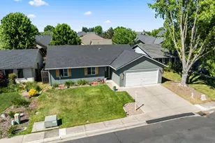 1935 Walnut Grove Ln, Central Point, OR 97502 - Photo 36