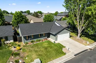 1935 Walnut Grove Ln, Central Point, OR 97502 - Photo 34