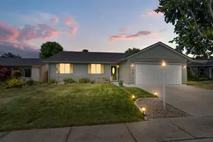 1935 Walnut Grove Ln, Central Point, OR 97502 - Photo 42