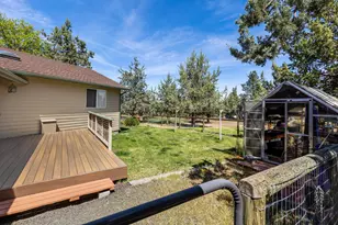 380 SE Hering Rd, Madras, OR 97741 - Photo 6