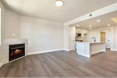 20520 NE Empire Avenue, Bend, OR 97701 - Photo 4