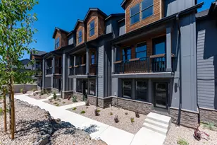 20520 NE Empire Ave, Bend, OR 97701 - Photo 1