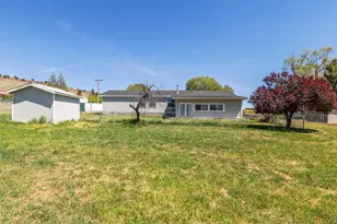 7257 Hilyard Ave, Klamath Falls, OR 97603 - Photo 46